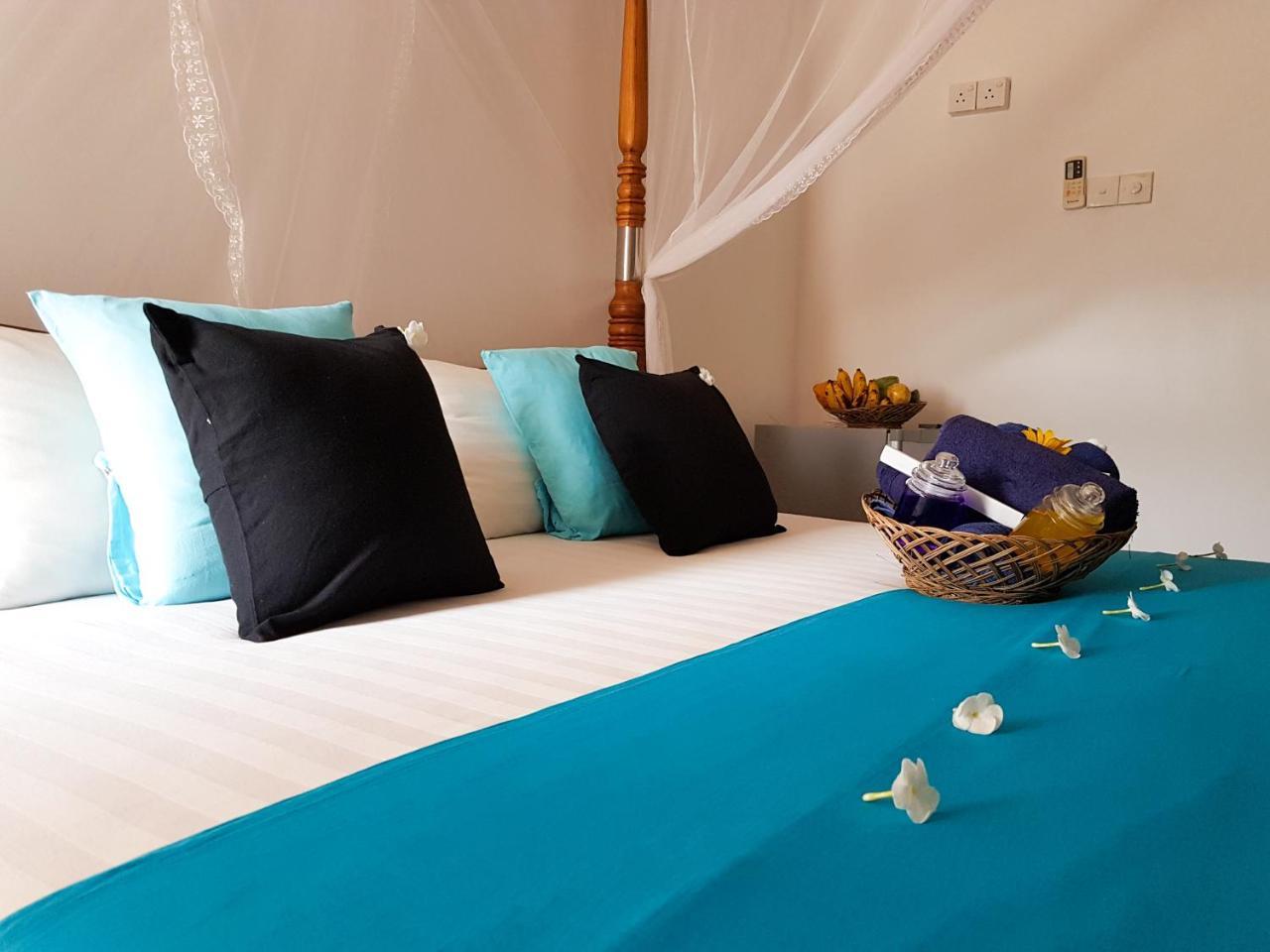 White Villa Beach Resort Mirissa Εξωτερικό φωτογραφία